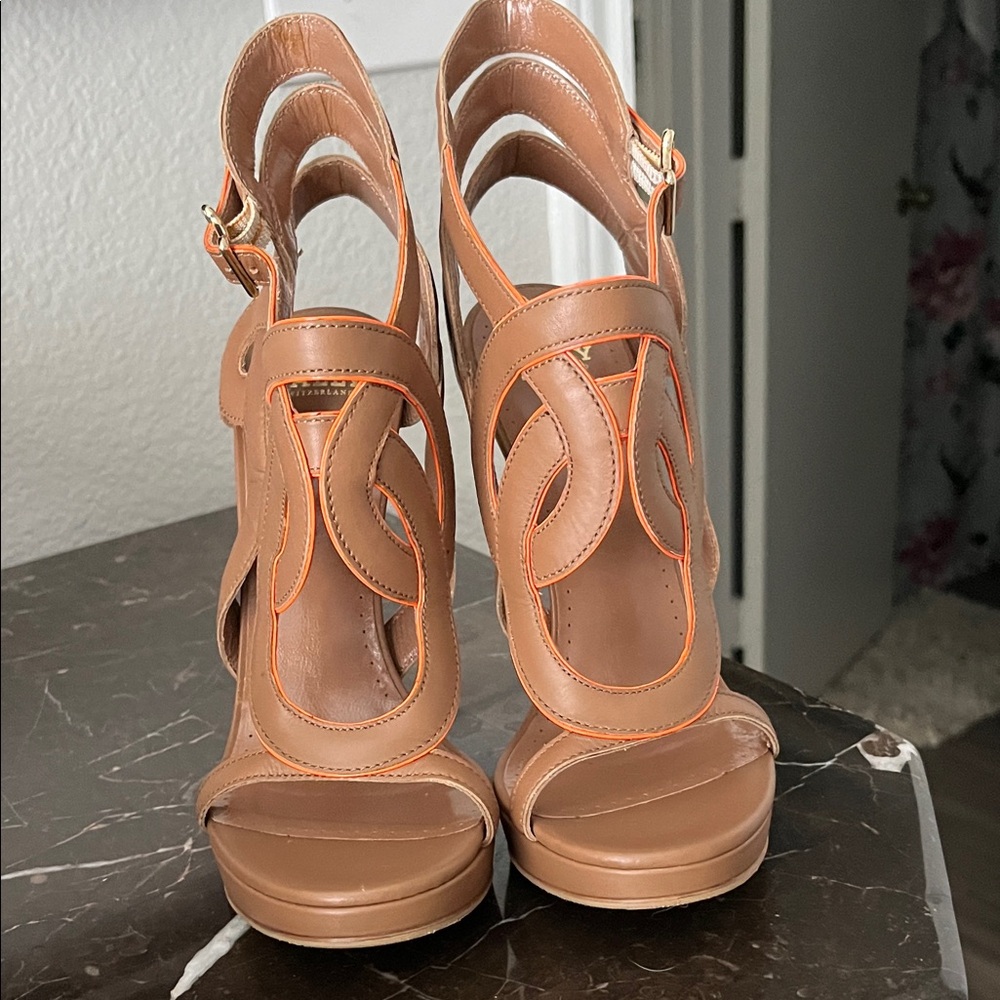 Bally Tan and Orange Leather Heels
